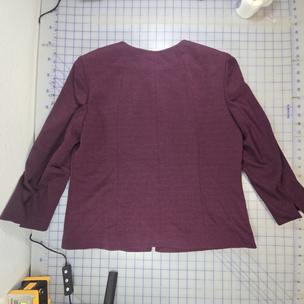 Preston & York Purple Blazer Buisiness Feminine - Picture 3 of 7